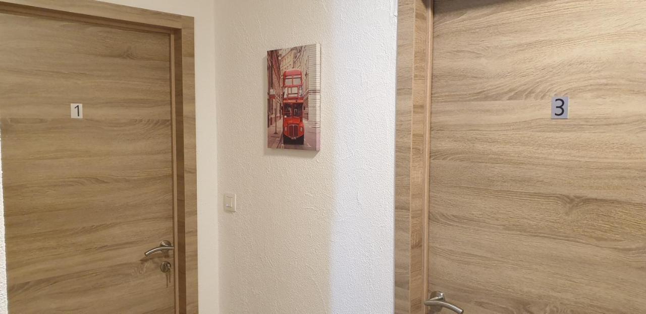 A Casa Mia Hotel Wavre Eksteriør billede
